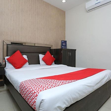 Oyo 6325 Hotel Kiran Raipur  Exterior photo